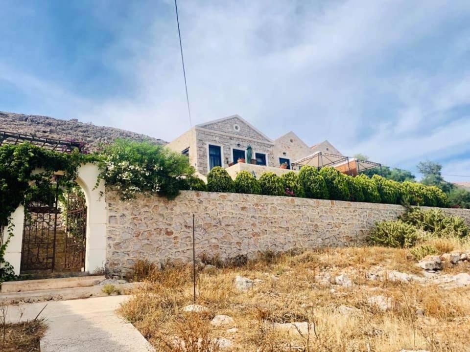 Marina Castellana Studios II Chalki Town Extérieur photo