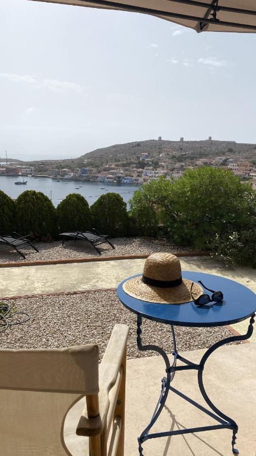Marina Castellana Studios II Chalki Town Extérieur photo