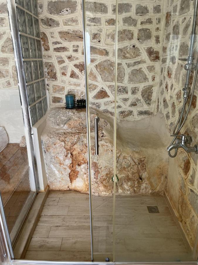 Marina Castellana Studios II Chalki Town Extérieur photo