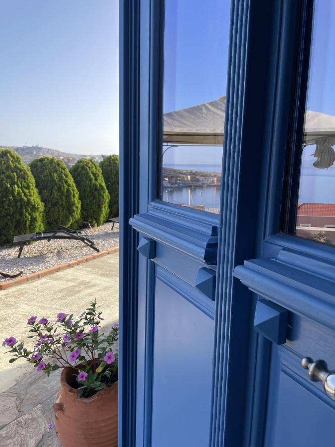 Marina Castellana Studios II Chalki Town Extérieur photo